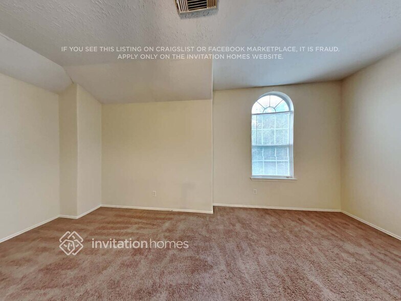 Building Photo - 17823 Kerrybrook Ln