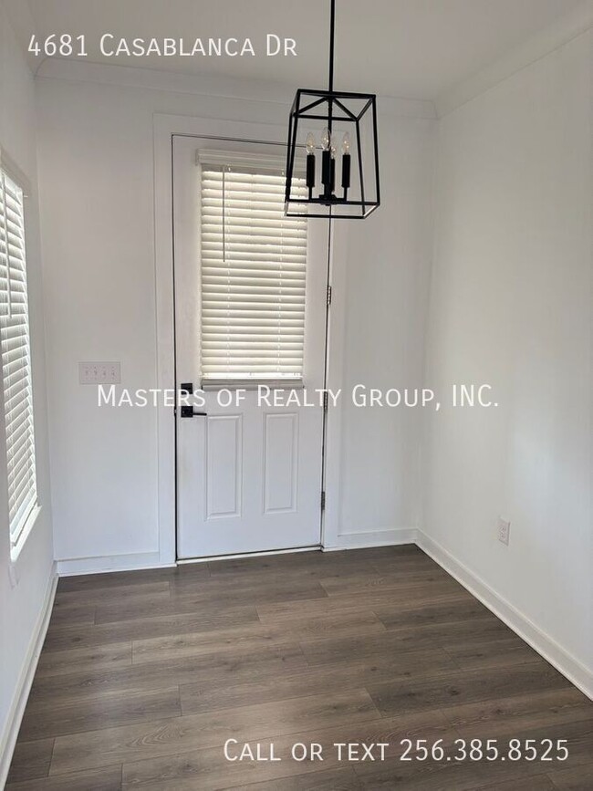 Building Photo - 4681 Casablanca Dr