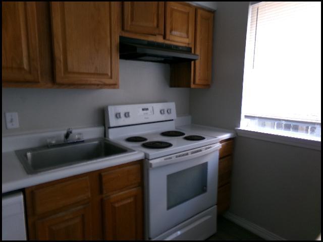 Building Photo - 101 Ellis Dr
