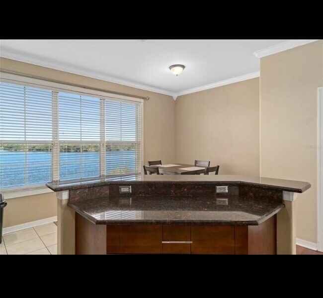 Building Photo - 2517 Lexington Oak Dr