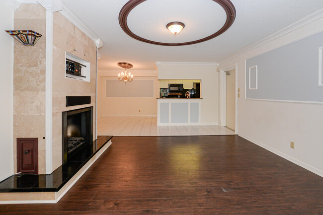 Building Photo - 2504 SE Anchorage Cove