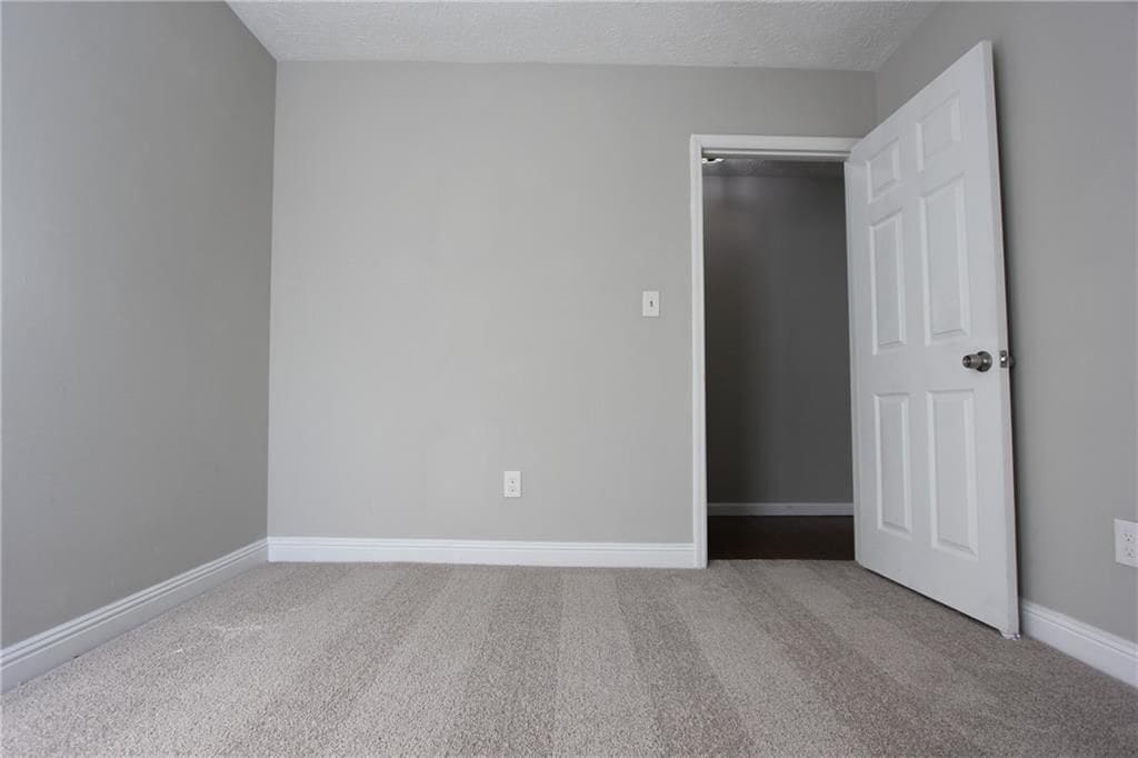 Building Photo - 3085 Creel Rd