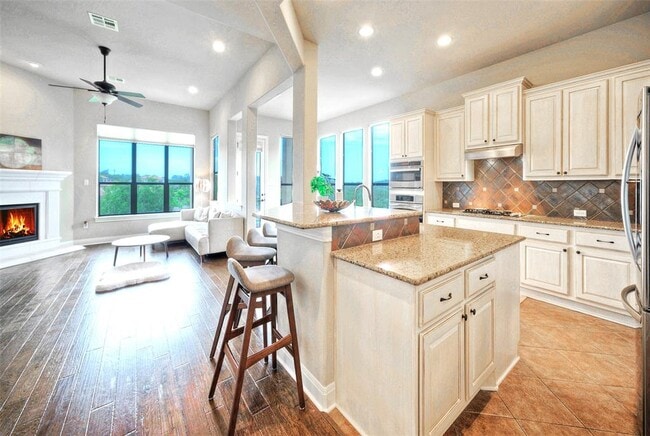 Building Photo - 10920 Bidens Pl