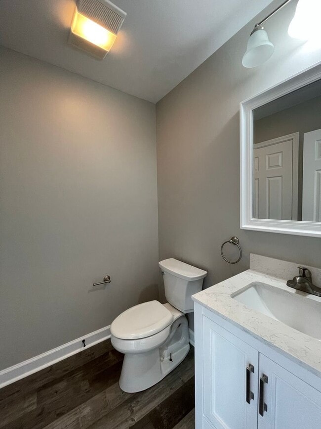 Building Photo - Recently Renovated Rancher Waiting for You!