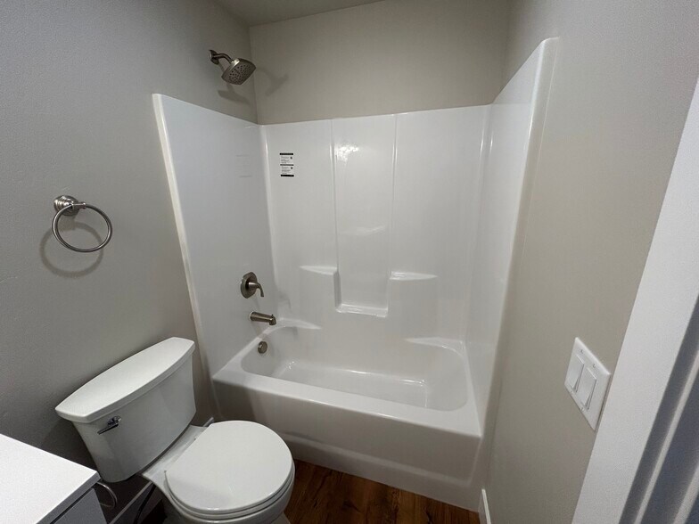 Bathroom 2 - 236 W Kent Ave