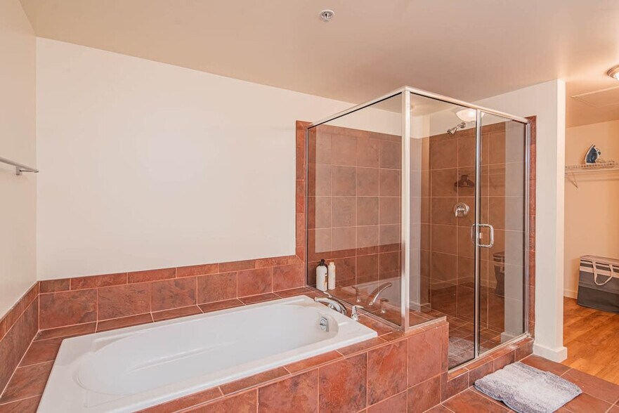 Building Photo - 44 W Monroe St