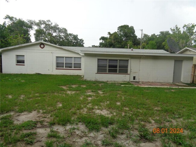 Building Photo - 508 Camelia Ln