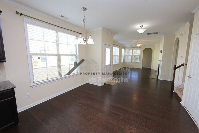 Building Photo - 44 Argonaut Dr
