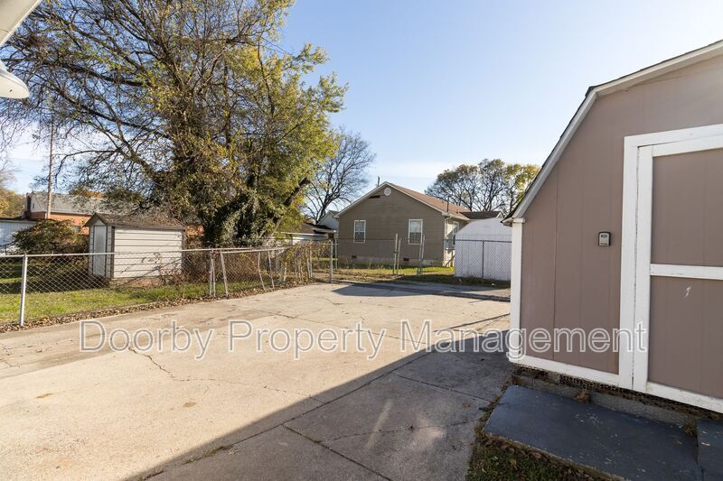 Building Photo - 1908 Cleveland Ave