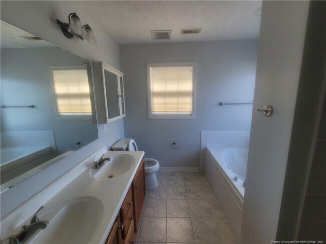 Building Photo - 3320 Benson Pl