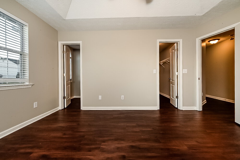 Building Photo - 370 Summer Hill Cir