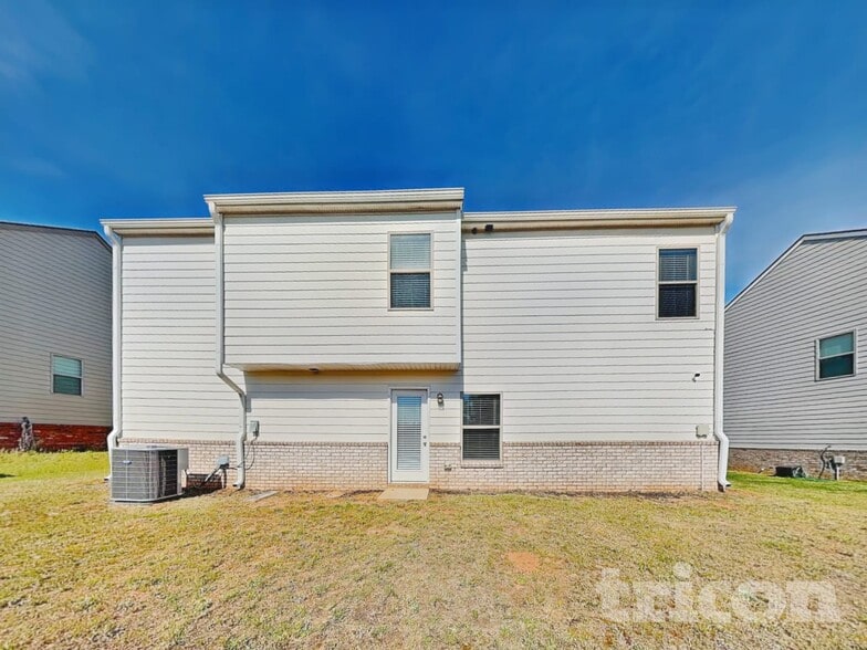 Building Photo - 1433 Veranda Ln