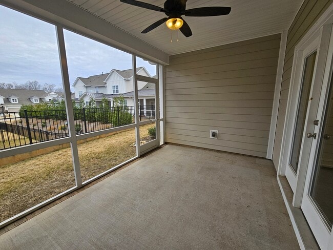 Building Photo - 9 Red Lion Rd