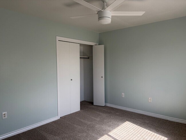 Building Photo - 55+ Community! Turnkey Home Awaits You!