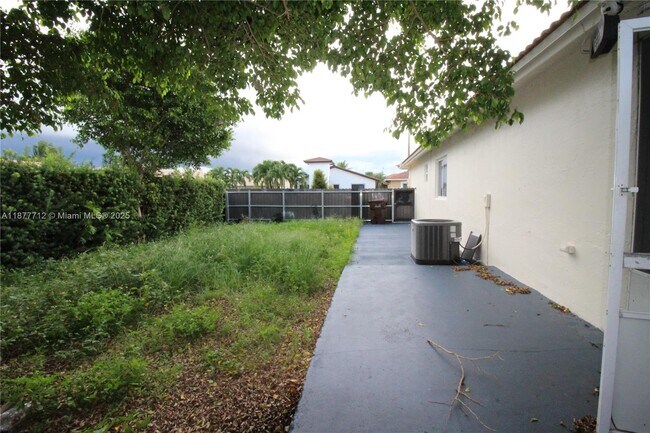 Building Photo - 3355 W 68th St