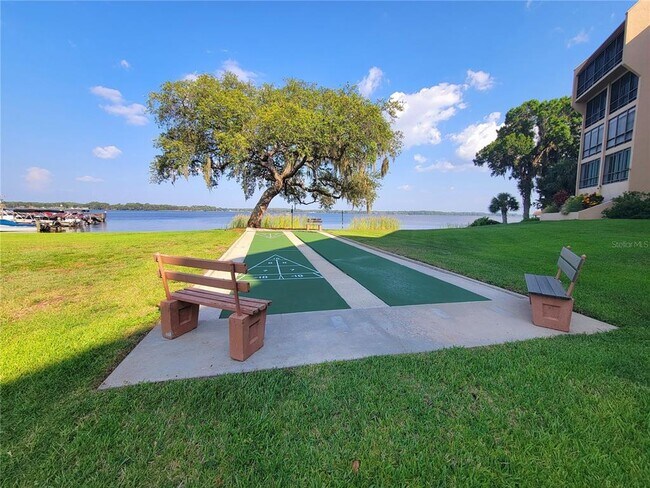 Building Photo - 90 S Highland Ave