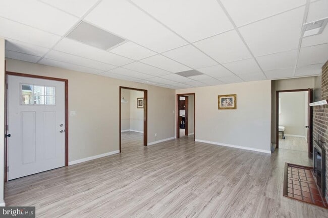 Building Photo - 3704 42nd Ave