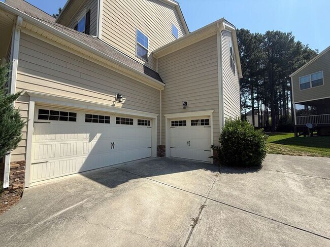 Building Photo - 1140 Litchborough Way