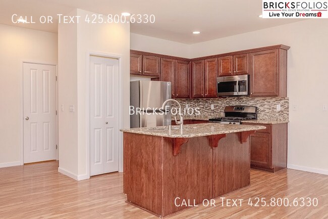 Building Photo - Welcoming Home in the Heart of Bothell's N...