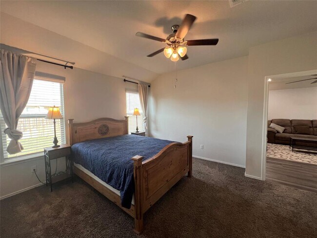 Building Photo - 200 Nathaniel Dr