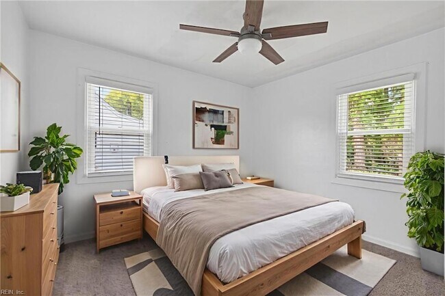 Building Photo - 8507 Chapin St