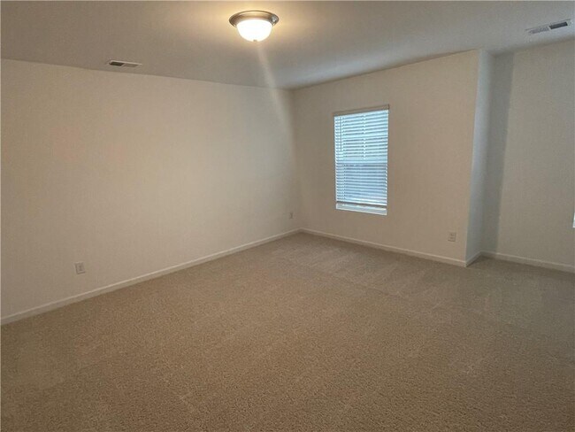 Building Photo - 1003 Ramon Dr