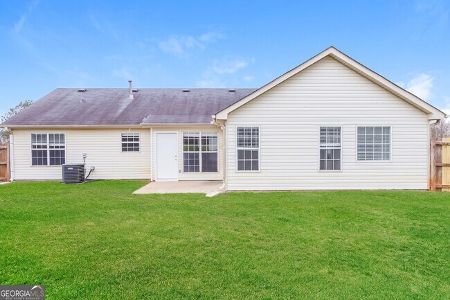 Building Photo - 312 Harris Ave