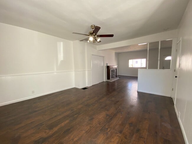 Building Photo - NEWLY RENOVATED 2 BEDROOM IN THE HEART OF ...