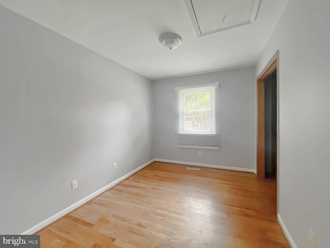 Building Photo - 5808 Meridale Rd