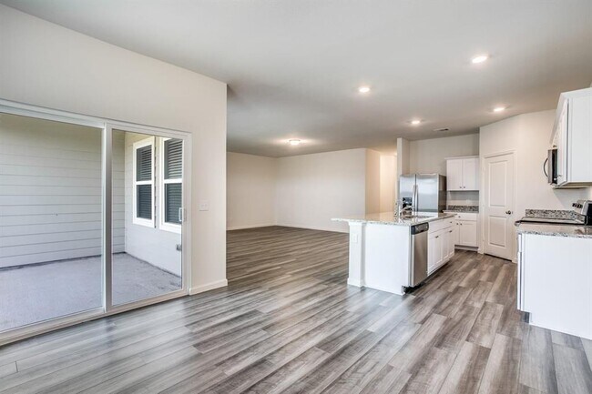 Building Photo - 4092 Scarlet Oak Ln