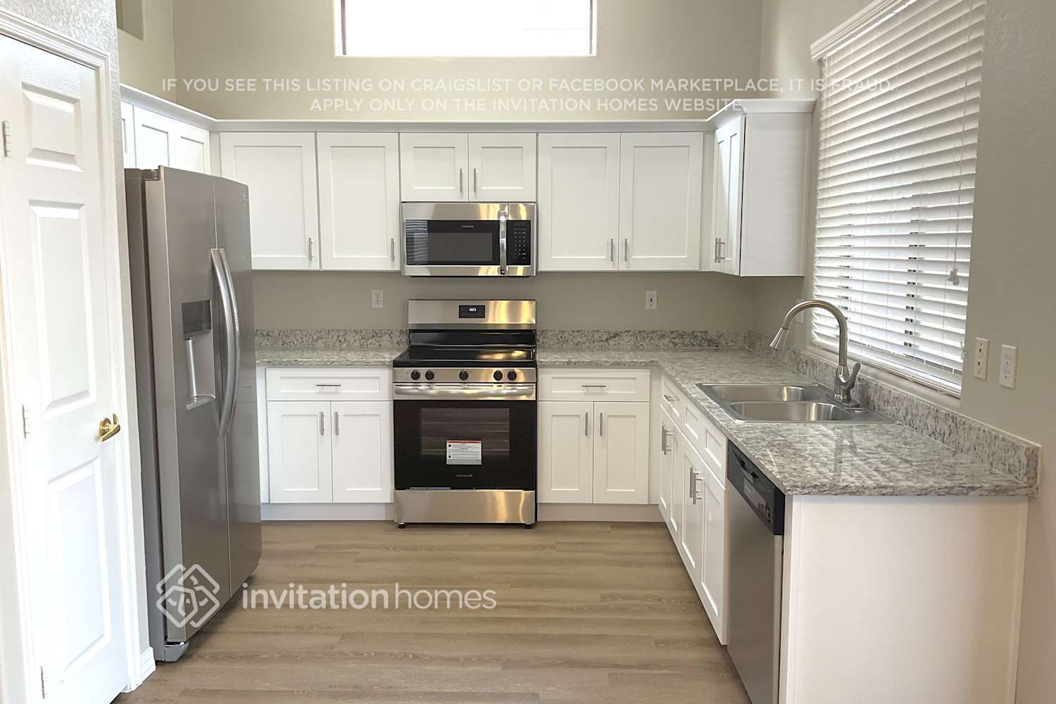 Building Photo - 14342 W Avalon Dr