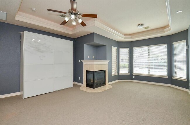 Building Photo - 5615 Bent Arbor Ln