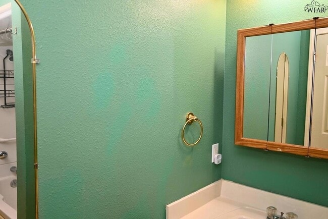Building Photo - 4644 Bunny Run Dr