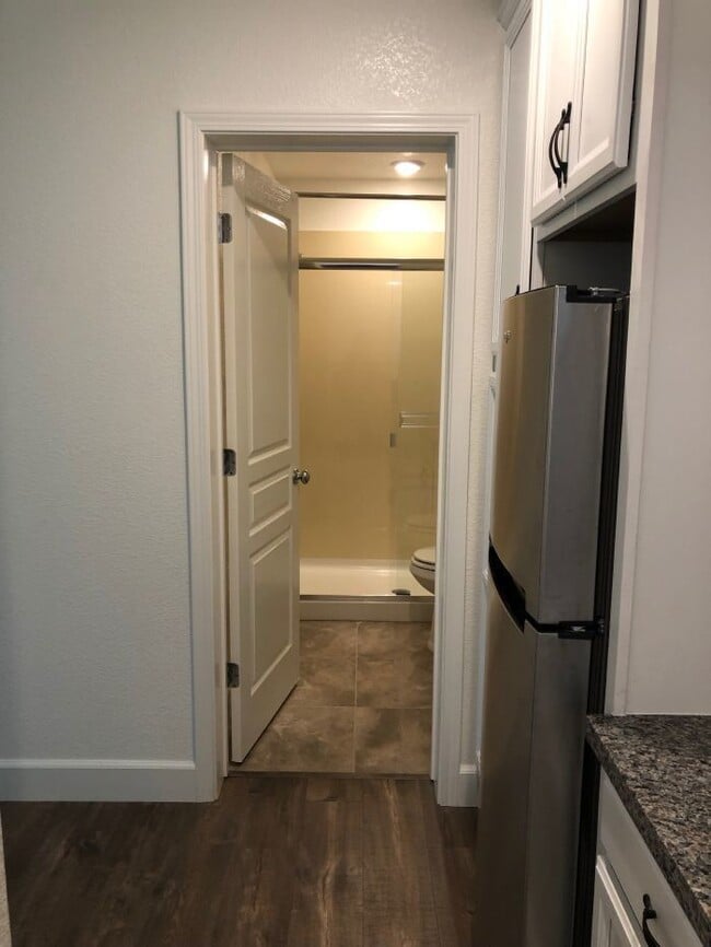 Building Photo - Charming Tiny Home Retreat: Cozy 1-Bedroom...