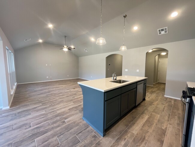 Building Photo - 1808 E. Van Buren PL.