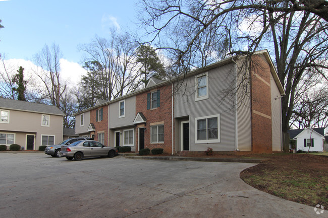 Building Photo - Camden Court