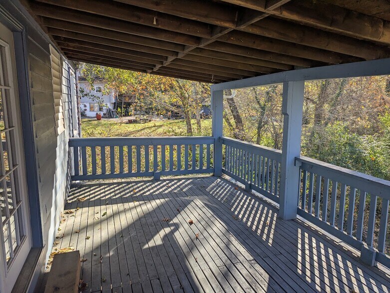 Building Photo - 4081 Clifton Ave