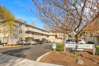 Building Photo - Charming 1 Bedroom Condo in Kenmore with P...
