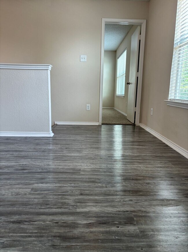 Building Photo - Xtra Large 3 Bedroom in Keller ISD