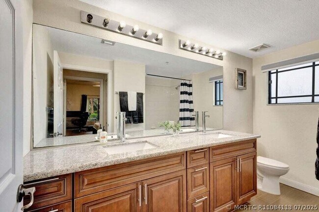 Building Photo - 2728 Anzio Ct