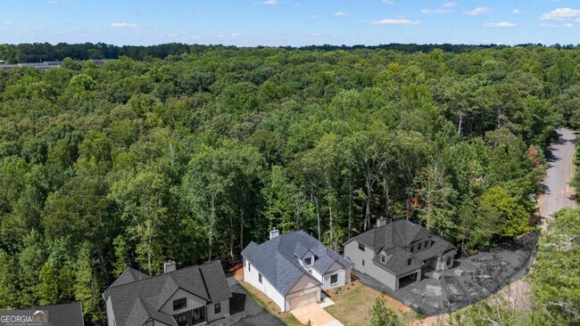 Building Photo - 380 Ansley Dr