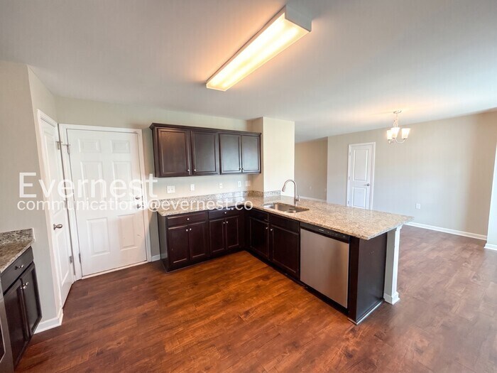 Building Photo - 4281 Long Arrow Dr