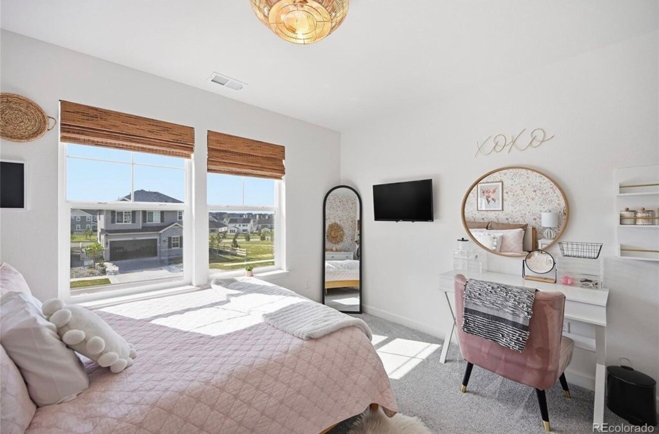 Building Photo - 7254 S Waterloo Way