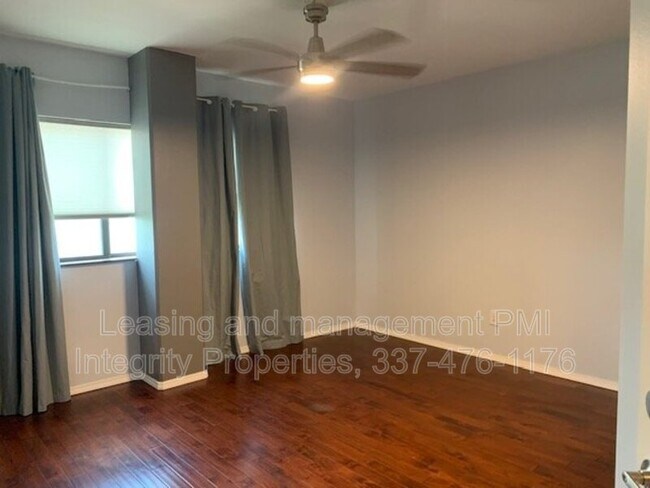 Building Photo - 11550 Southfork Ave
