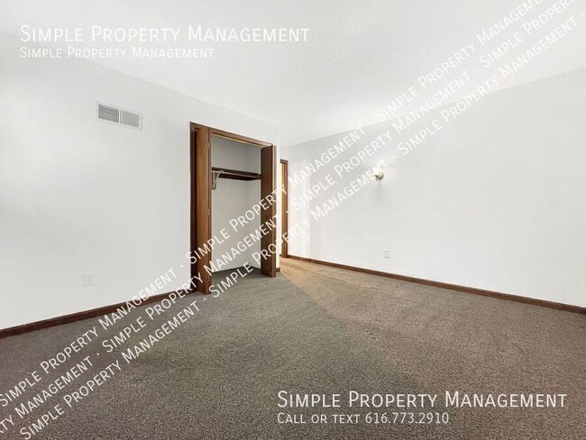 Building Photo - 2666 Randall Ave NW