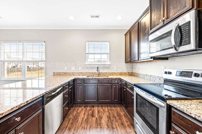 Building Photo - 3667 Ascott Commons Ln SW