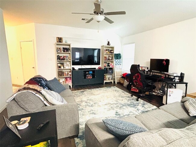 Building Photo - 113 Star Pass