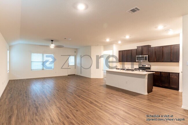 Building Photo - 21417 Bird Wing Dr