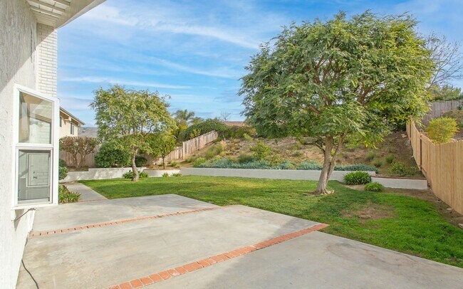 Building Photo - 7960 Represa Cir