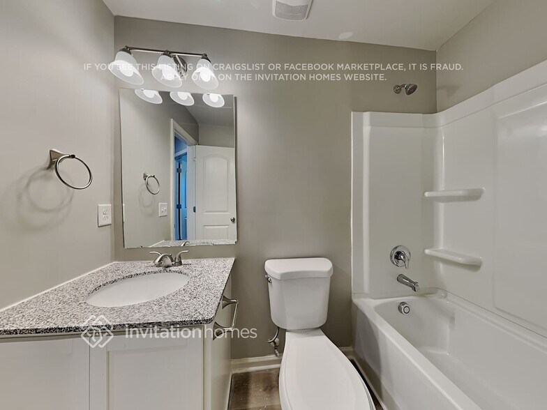Building Photo - 3802 Miller Dr